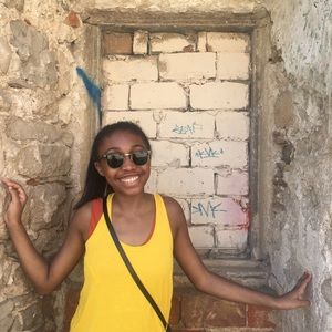 Meet your Posher, Gabrielle